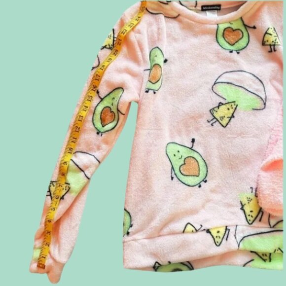 Cozy Avocado Lounge Set with Fuzzy Socks - Not a Morning Person - Size L - Picture 7 of 10